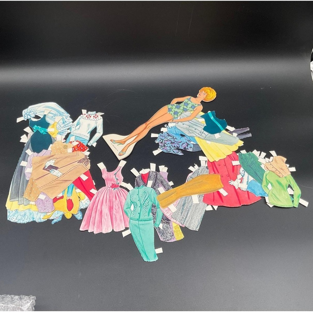 1964‎ Mattel Barbie Wedding Dress 'n Fashion Clothes Paper Doll Set Wardrobe